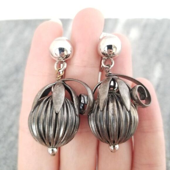 Vintage Funky Silver Tone Dangle Clip On Earrings, Artsy, Estate - Picture 1 of 4